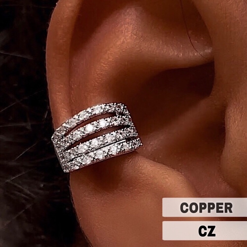 ⚜️𝟯𝟬%𝗢𝗙𝗙 𝗯𝘂𝗻𝗱𝗹𝗲𝘀 𝟯+⚜️ NEW CZ 4 Layers Paved Ear Cuff